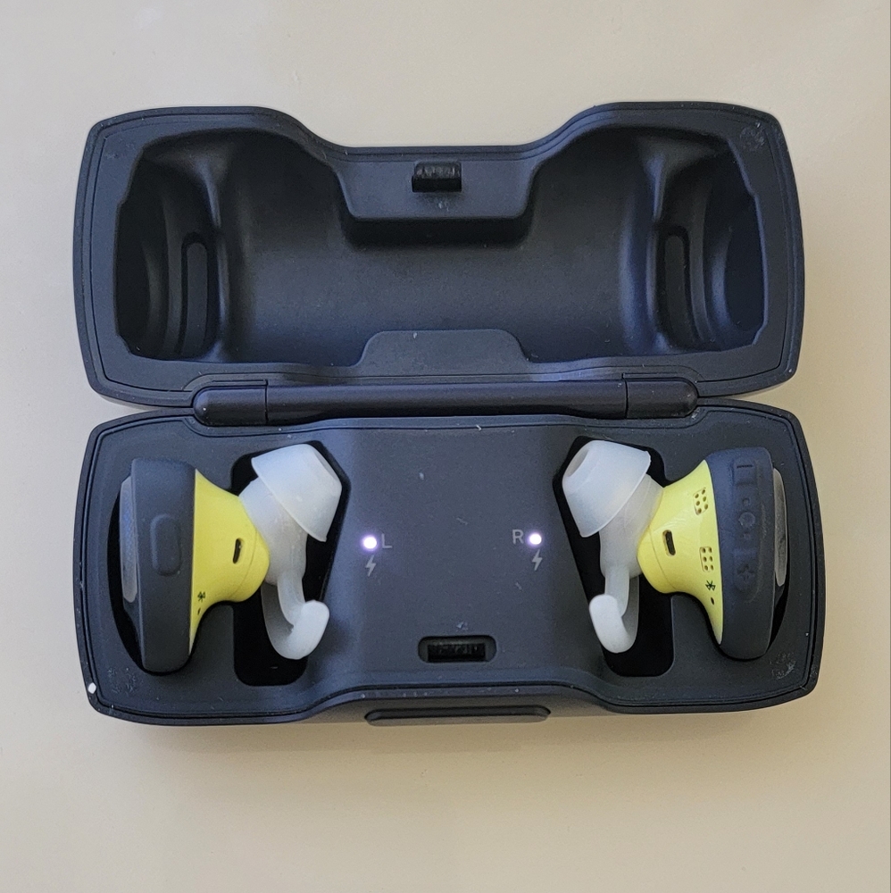 Bose soundsport free midnight blue used